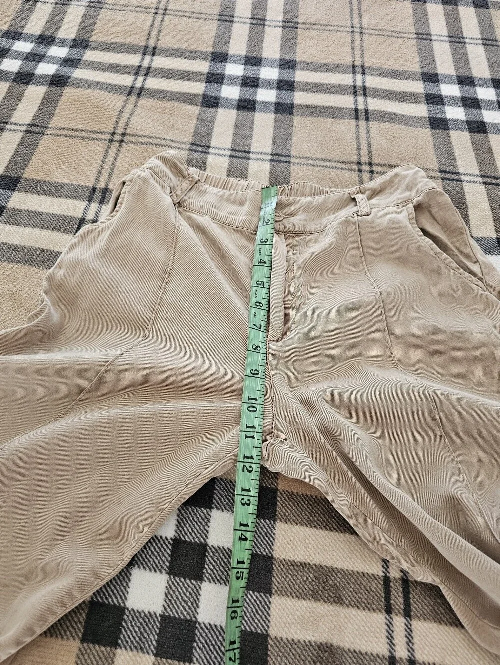 Everyday Wide-Leg Pants in Tan - Picture 9 of 9